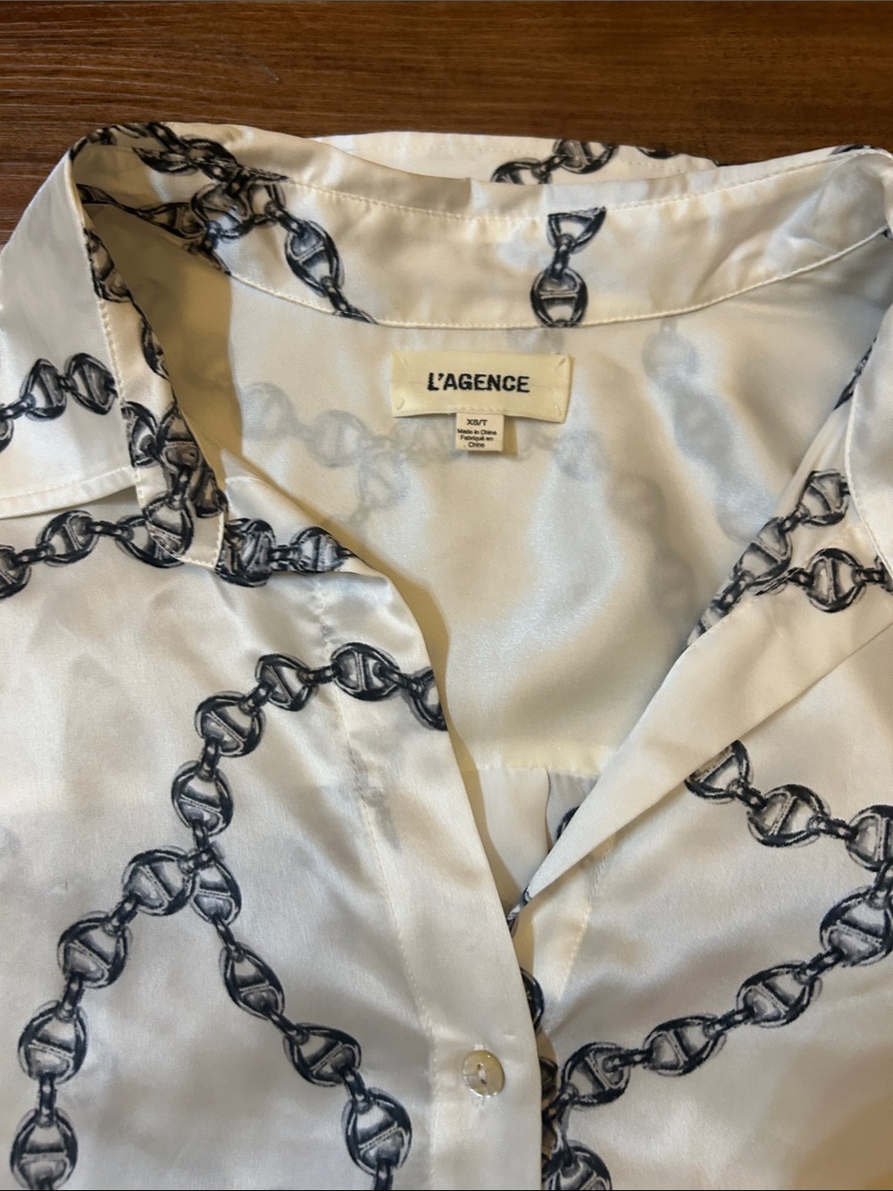 L'AGENCE White Silk Chain-Print Button Front Blouse